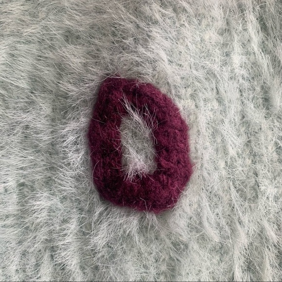 Anthropologie Fuzzy Monogram Initial D Kids Hat - Picture 4 of 9